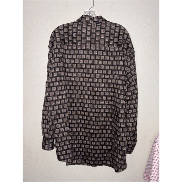 Perry Ellis Button Up Long Sleeve Shirt Size Large 22.5 Inch Sleeve Length - Picture 2 of 3